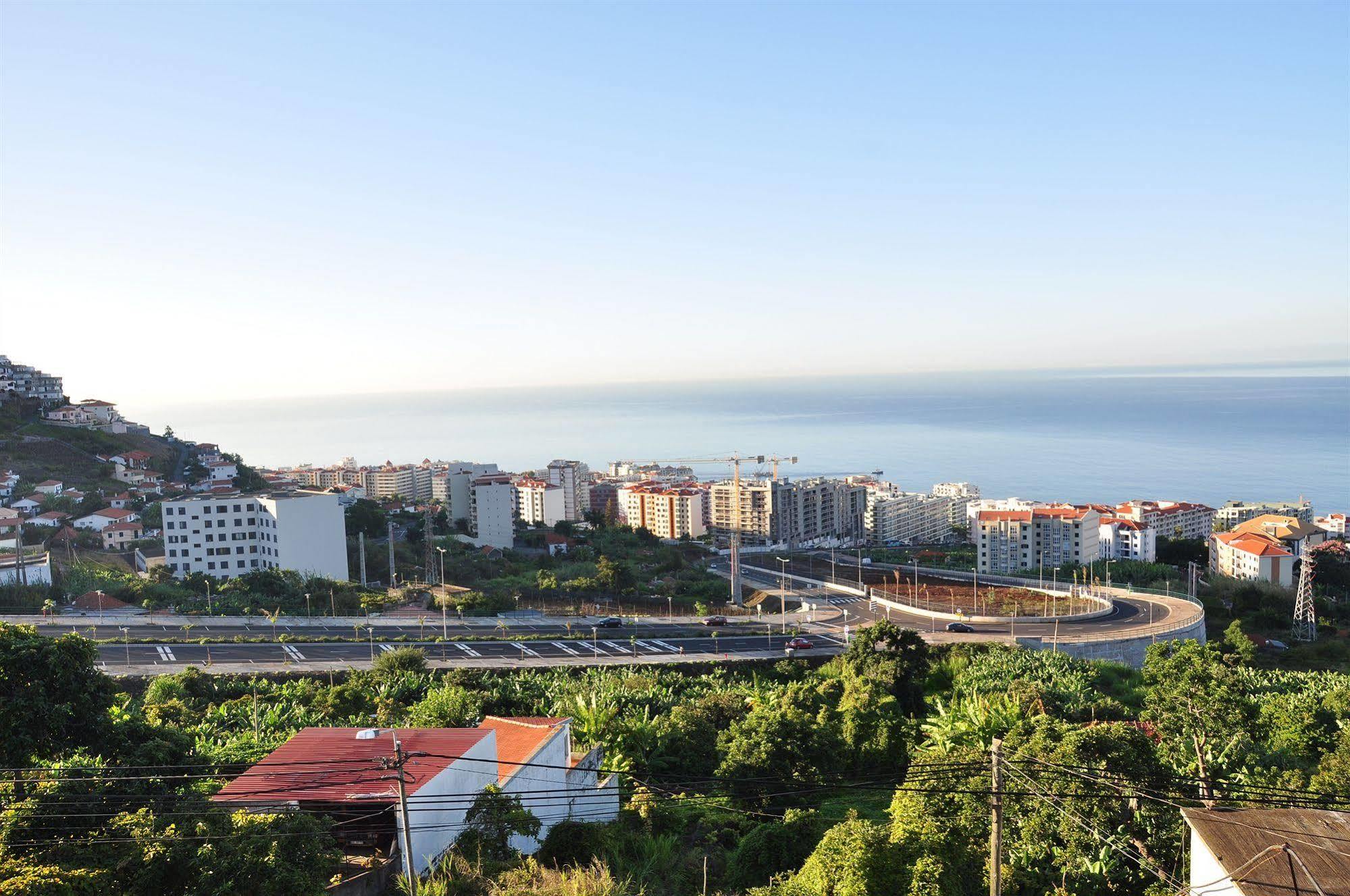 Vila Marta Aparthotel Funchal  Esterno foto